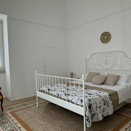 Апартаменти Locazione Turistica Casa Maria Монополі Екстер'єр фото